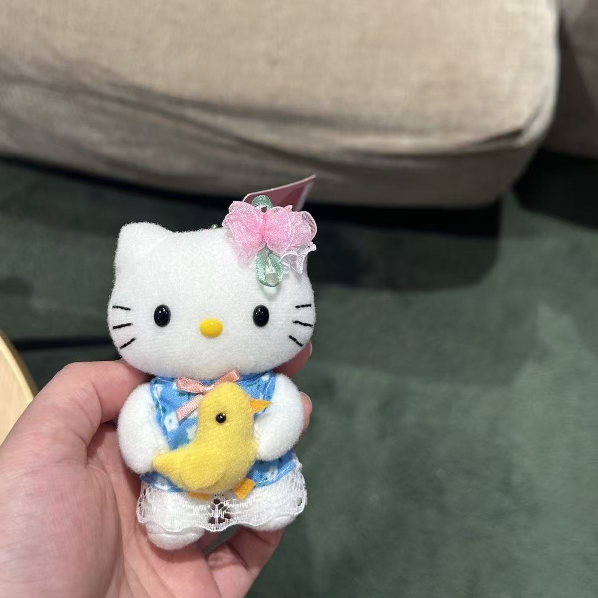 Hello Kitty Enten-Umarmung Blu – Good Floral & Wedding Decor Supply Bewertung und Preis